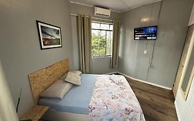 Quarto 2 Economico Com Ar Cond E Smart Tv Filmes
